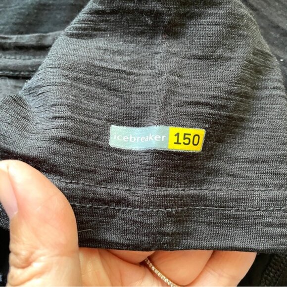 Icebreaker Merino Black Bodyfit 150 Short Sleeve T-shirt - Small / Medium - Picture 5 of 11